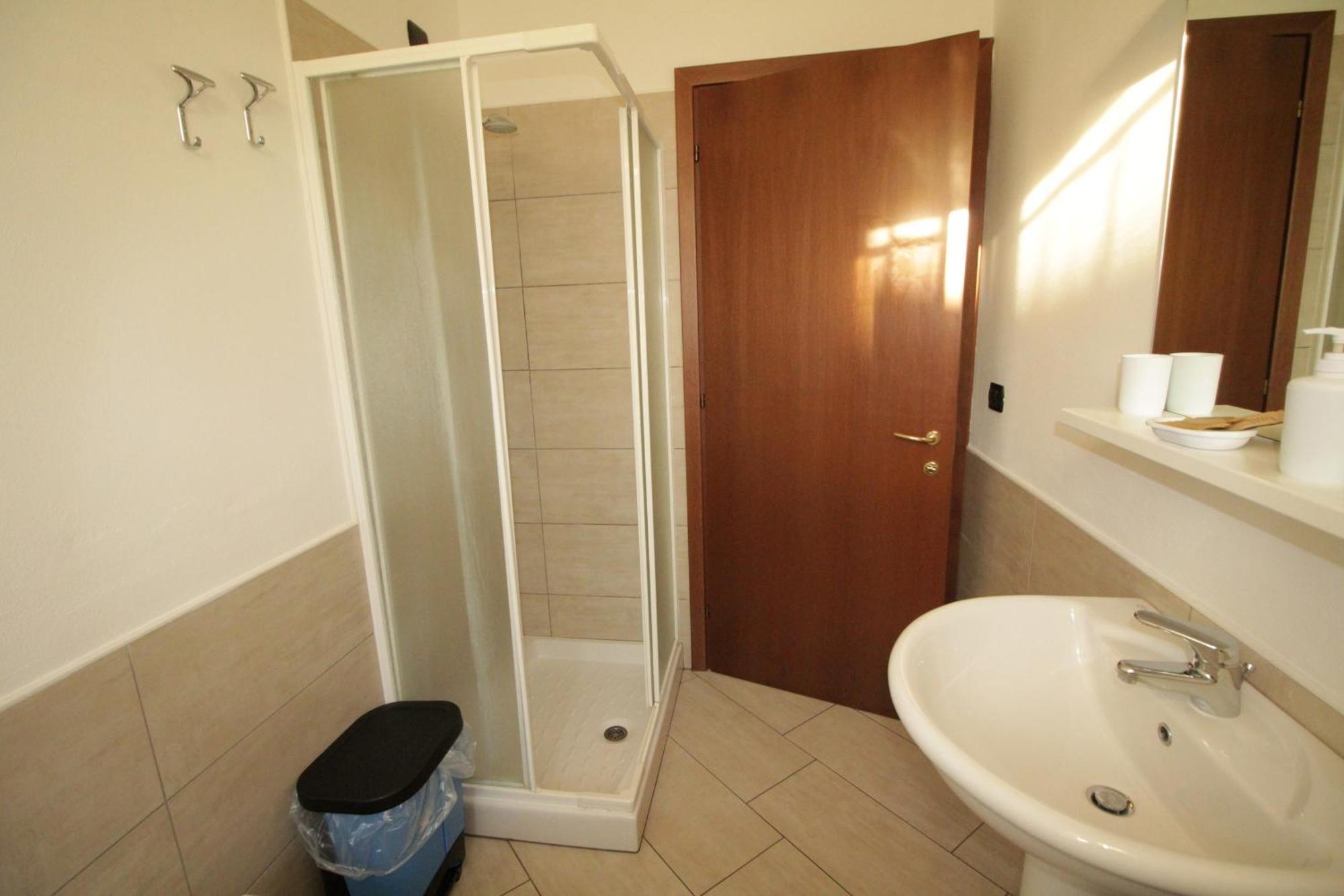 Appartamenti "Residence Mgm" Ponte San Pietro  Bagian luar foto