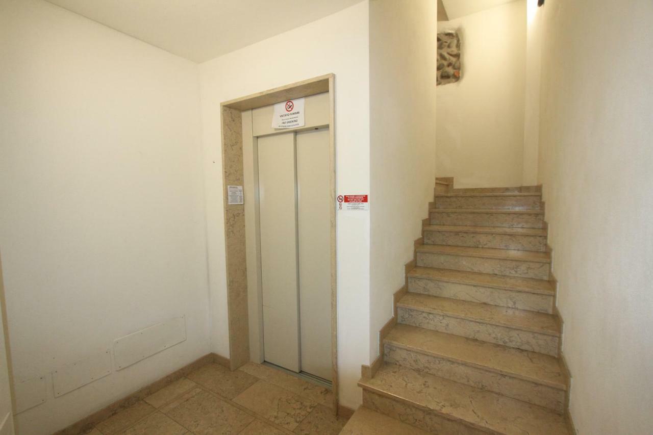 Appartamenti "Residence Mgm" Ponte San Pietro  Bagian luar foto